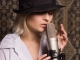 Instrumental MP3 Avant d'être chanteuse - Karaoke MP3 as made famous by Michèle Torr