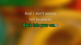 Video Karaoke Fall To Pieces - Avril Lavigne - Karaoke Canzoni