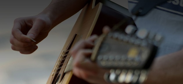 Baixe Playbacks para Guitarra em Versao Karaoke para praticar Guitarra e aprender a tocar várias músicas.