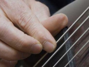 25 temas para aprender a tocar el bajo