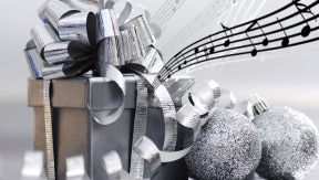 7 singers modernizing the traditional Christmas Carol