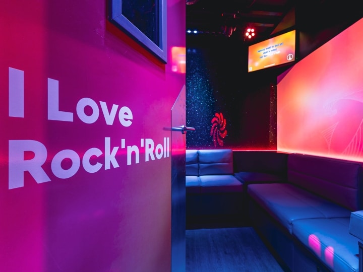 Room I Love Rock 'n' Roll