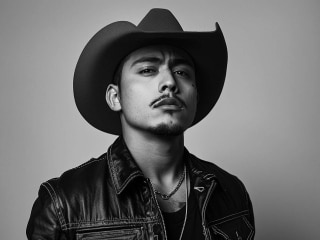 Karaoke Ya no somos ni seremos - Video with Lyrics - Christian Nodal