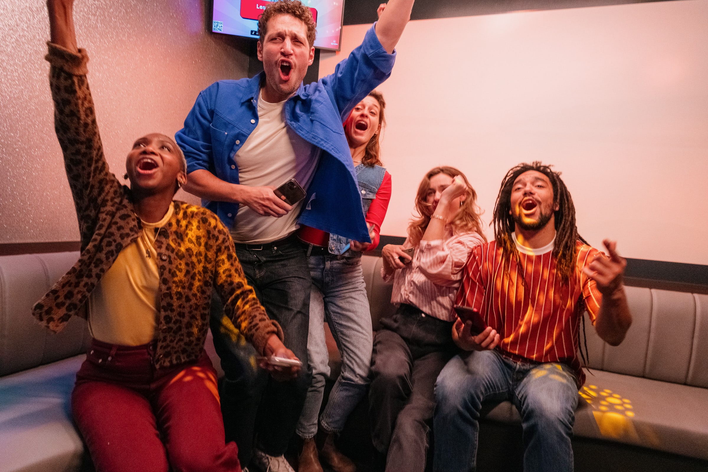 Sing and play all night long!