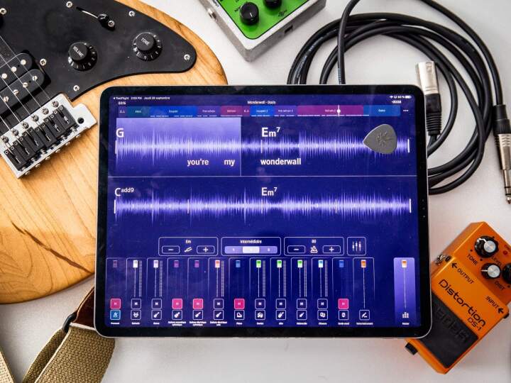Jamzone app in use with guitar and pedal