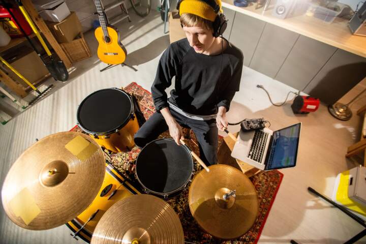Find the Best Drumless and Backing Tracks
