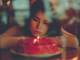 Playback MP3 Birthday Cake - Karaoké MP3 Instrumental rendu célèbre par Dylan Conrique