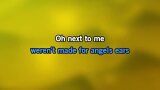 Singen Next to Me Karaoke - Kingfishr - MP3 Karaoke